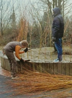 Foto: Weidentipi im Bau